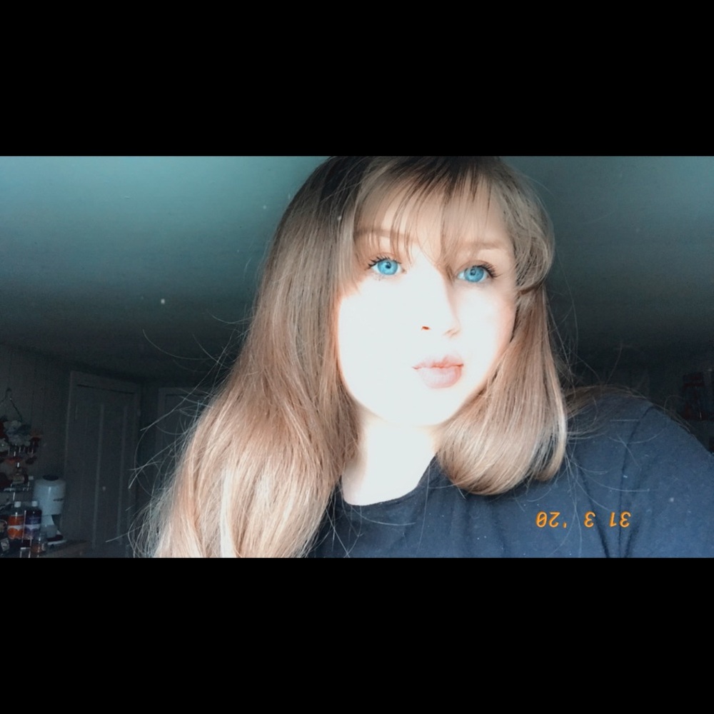 Meet your Posher, Madison